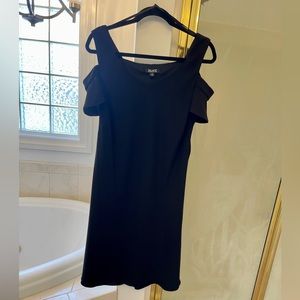 SLNY black coal shoulder cocktail dress